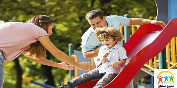 آموزش نکات ایمنی استفاده از وسایل پارکی به کودکان