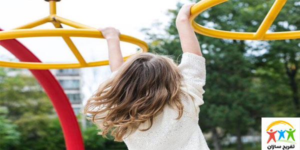 رعایت نکات ایمنی حین استفاده از وسایل ورزشی پارکی